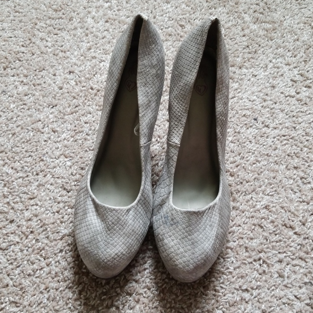 Torrid Shiny Silver Faux Snakeskin Platform Heels